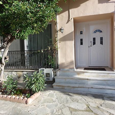 Despo'S Apartment Volos Exterior photo